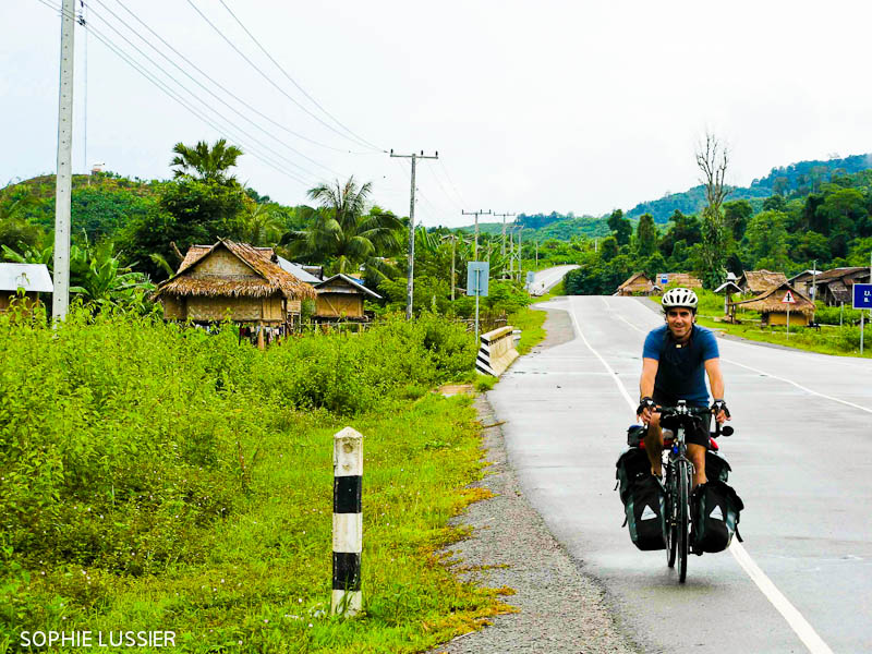 laos road
